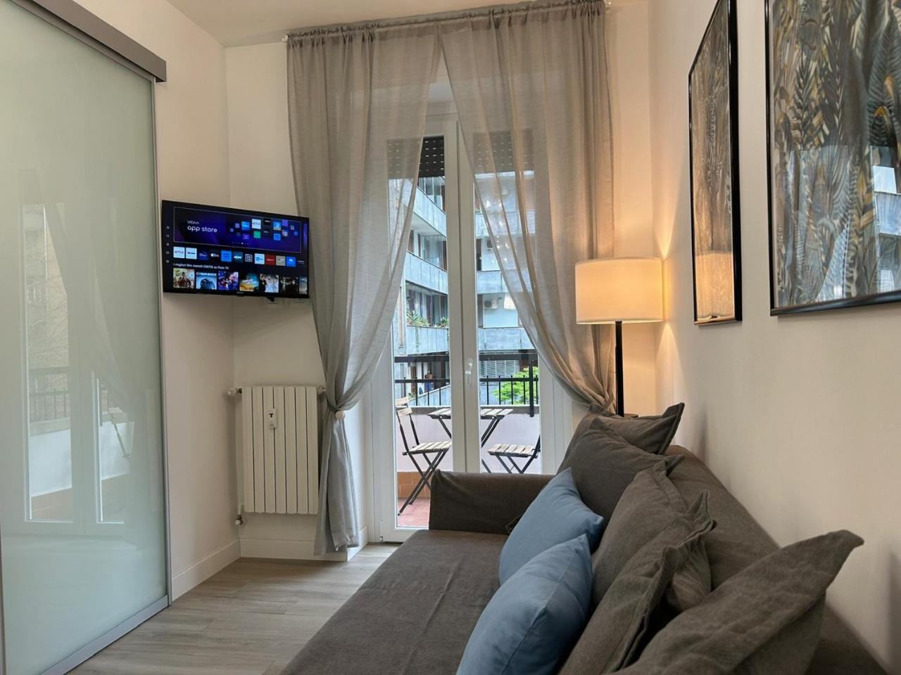 Modern Apartments Mm3 Afforifn Only 15 Min From Duomo Milano Eksteriør billede